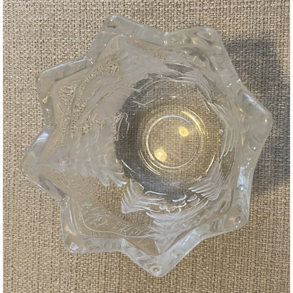 Vtg ETCHED CHRISTMAS Candy Dish HEAVY Xmas TREE HOLIDAY CRYSTAL GLASS BOWL - Picture 4 of 9